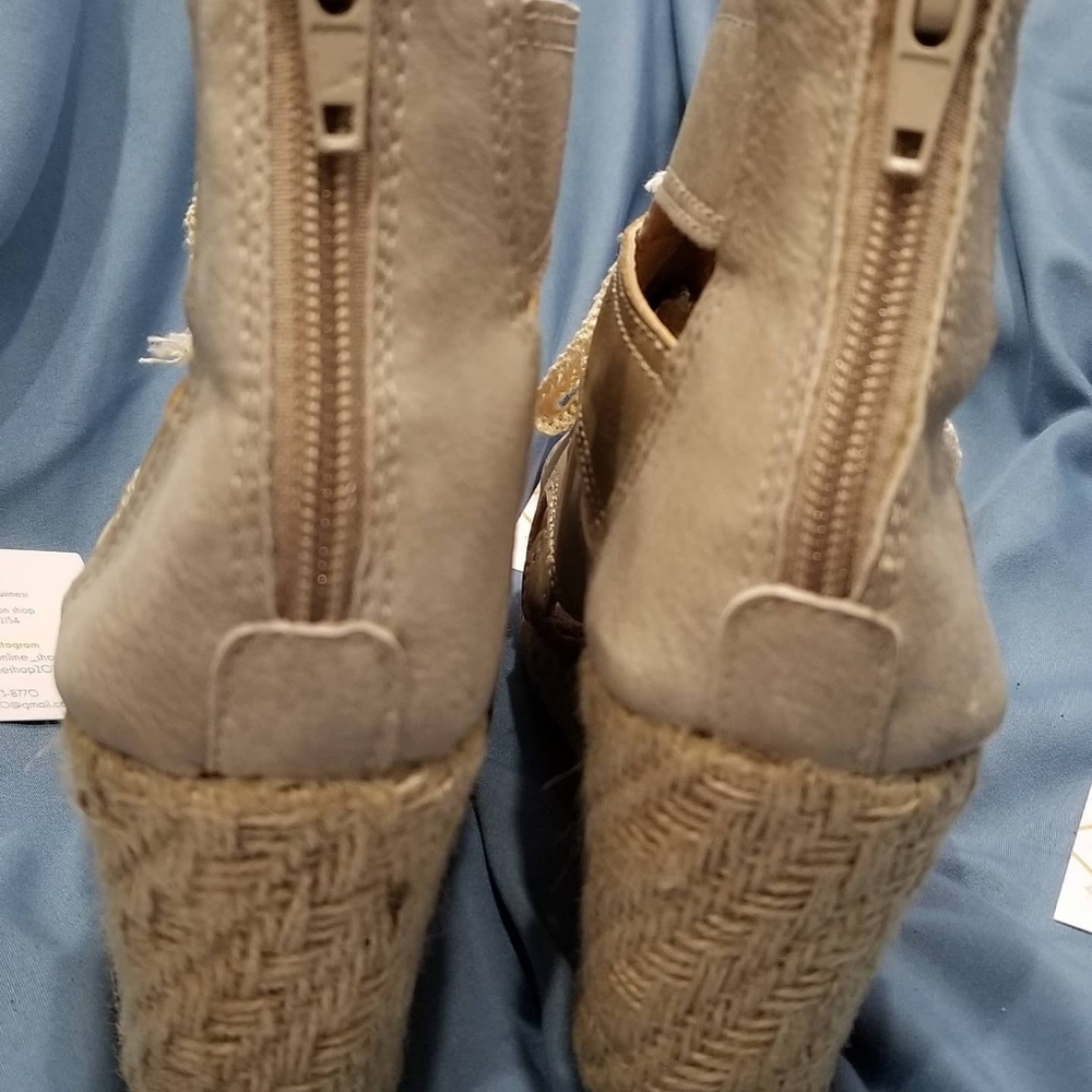 Wedges - Picture 4 of 4